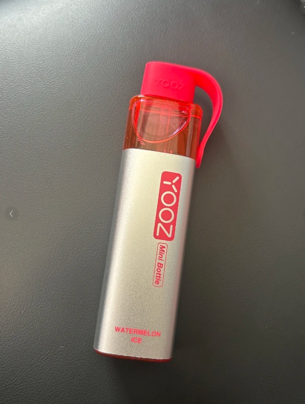 告别电量焦虑，户外撒欢更尽兴！YOOZ柚子4000实测：300口续航+军工级抗摔，旅行露营的硬核伴侣