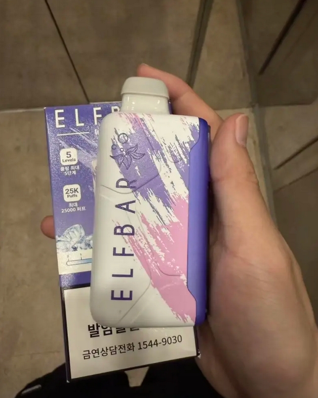 告别“电量焦虑”与“盲操作”:ELFBAR BC30000表情屏如何重新定义 vape 交互体验?