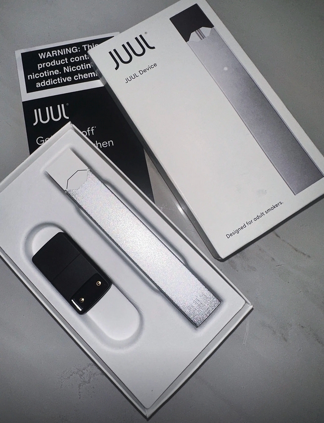 拨开JUUL烟弹“有机酸”迷雾：是口感神器还是健康隐患？老炮儿实测给你看！