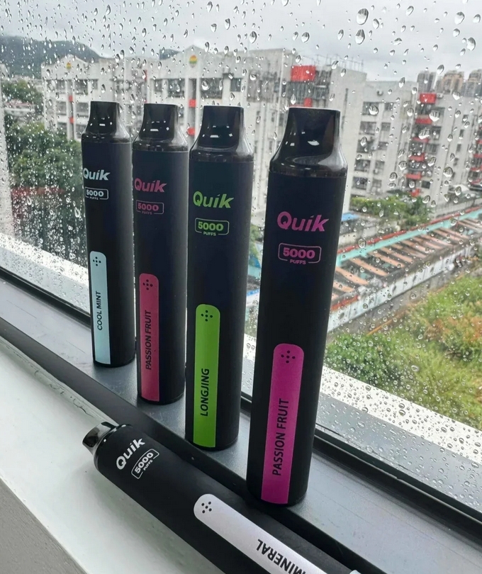 Quik小黑条 (14).png Quik小黑条 (14).png