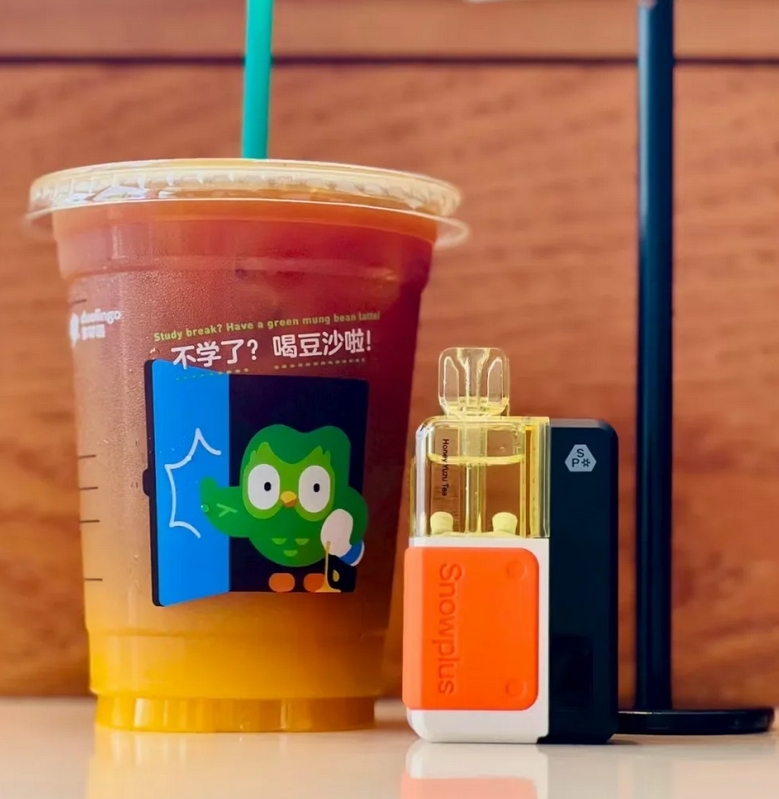 雪加材质巅峰对决:Swift类肤涂层VS Ace磨砂金属,手感与耐用性谁更胜一筹?