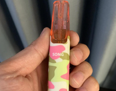 崧电子烟弹崧弹SONG Pod一次性电子烟亮相市场，引发行业与用户关注