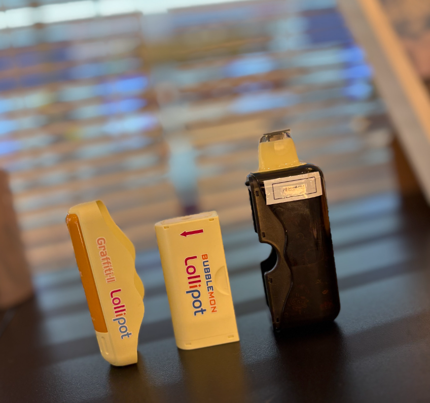 Bubblemon炫彩二代 产品介绍：30000口可换弹+三档模式+炫彩大屏